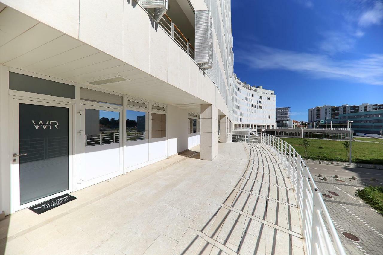 White Zadar345